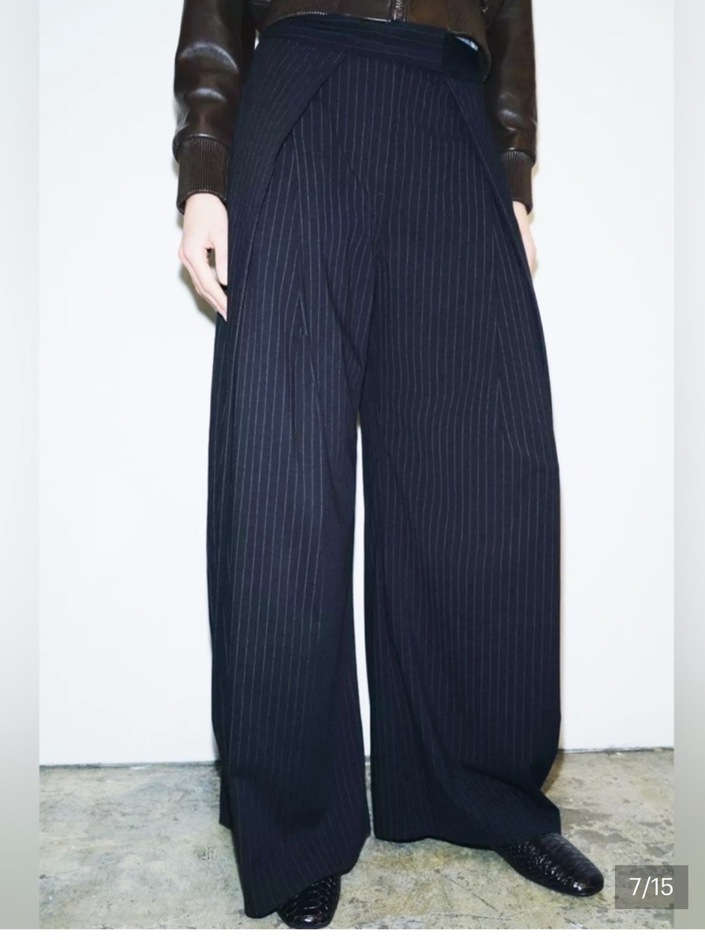 Zara Women’s Pinstripe Pleated Pants - NWT - Picture 2 of 10